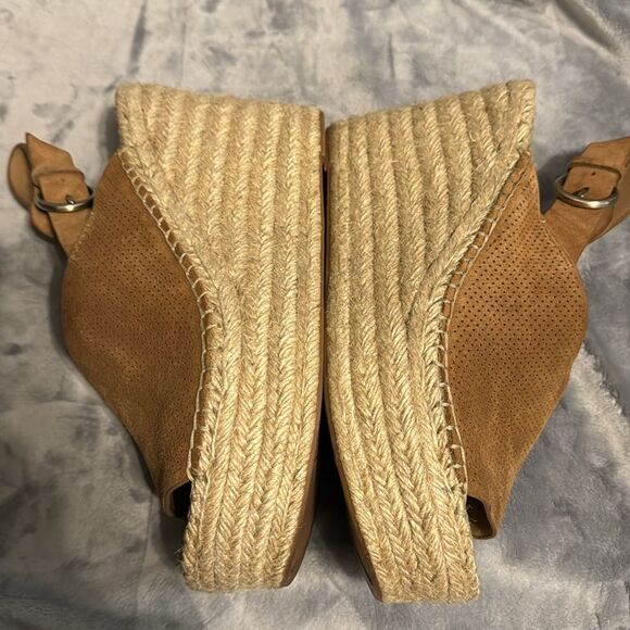 Marc Fisher Mlandela Suede and Raffia Platforms - Picture 4 of 11